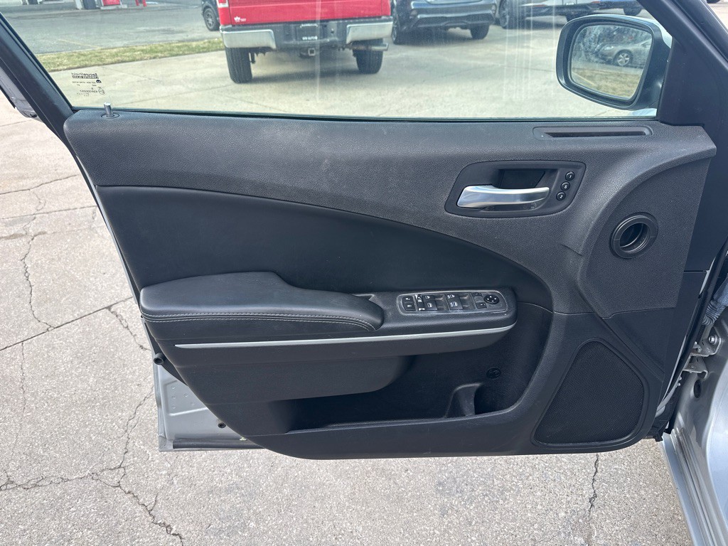 2021 Dodge Charger Image 8