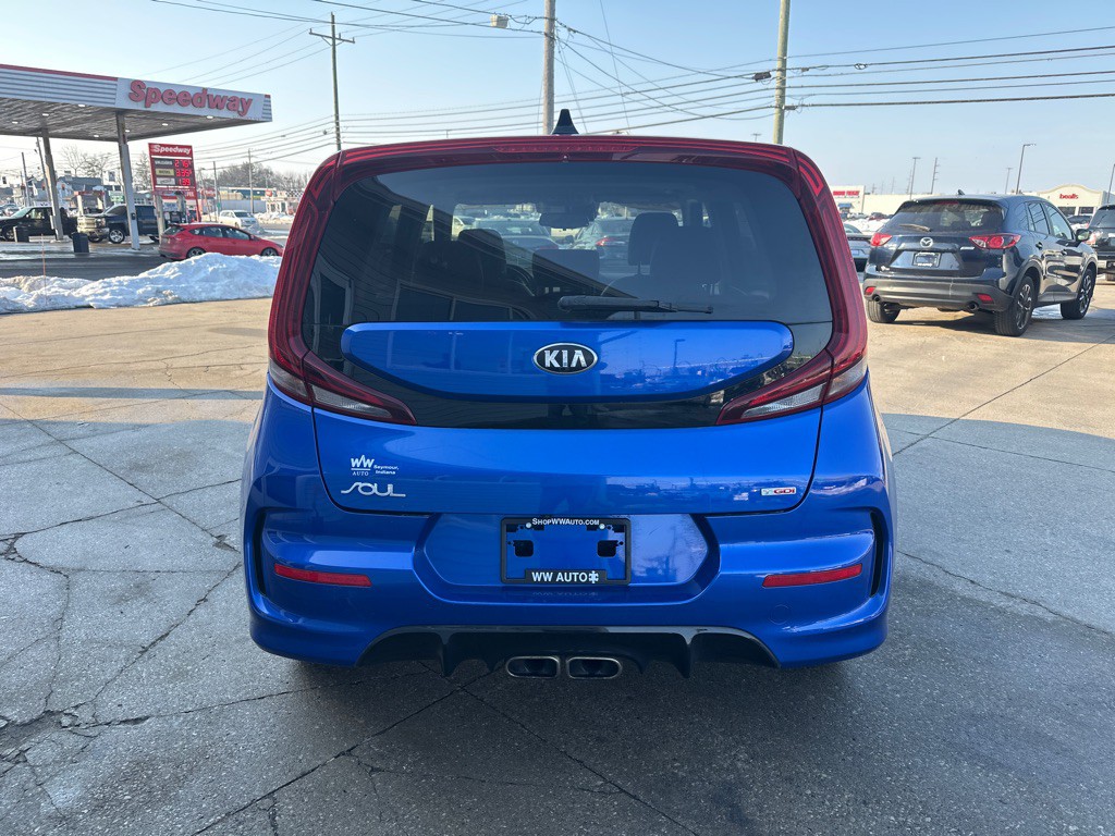 2021 Kia Soul Image 6