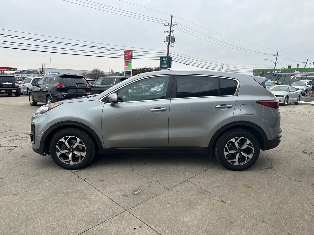2022 Kia Sportage Image 3