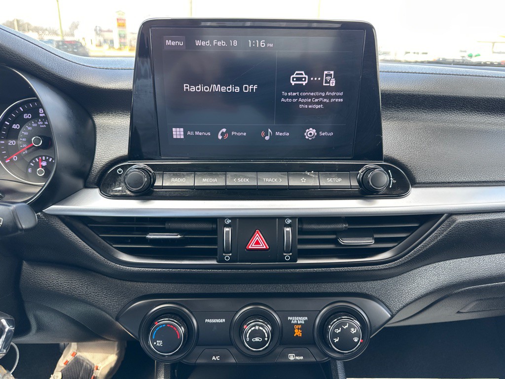 2023 Kia Forte Image 11