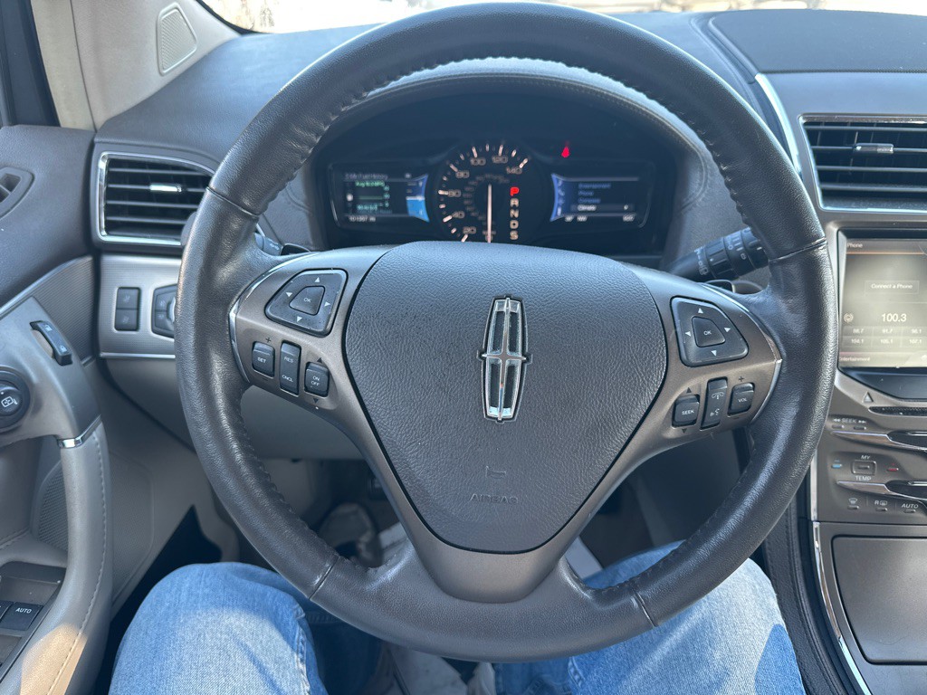 2013 Lincoln MKX Image 10