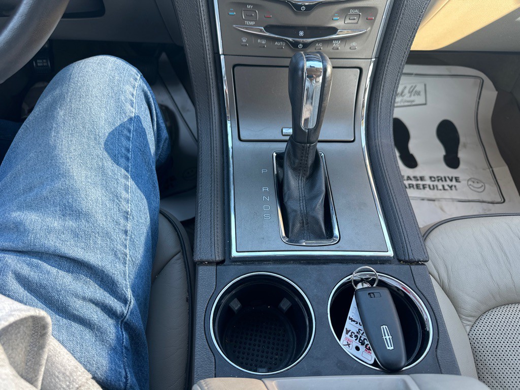 2013 Lincoln MKX Image 12