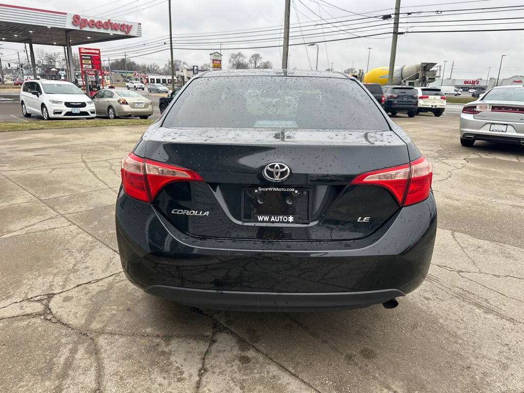 2018 Toyota Corolla Image 6