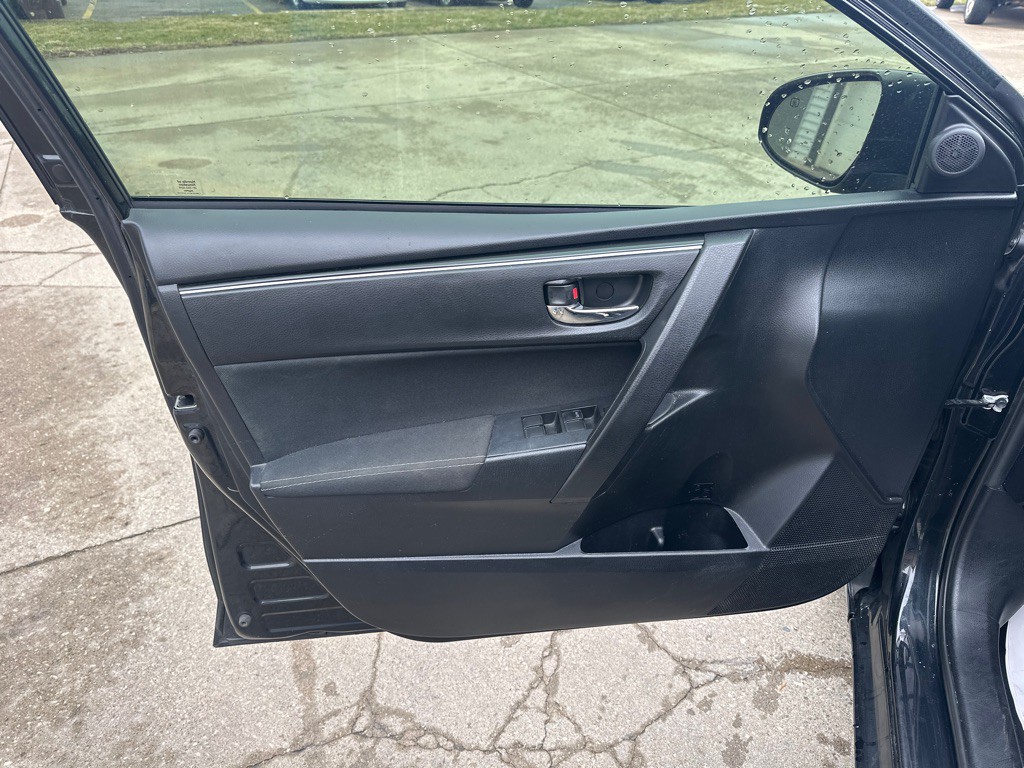 2018 Toyota Corolla Image 8