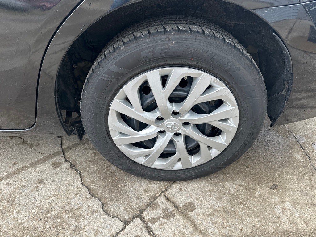 2018 Toyota Corolla Image 14