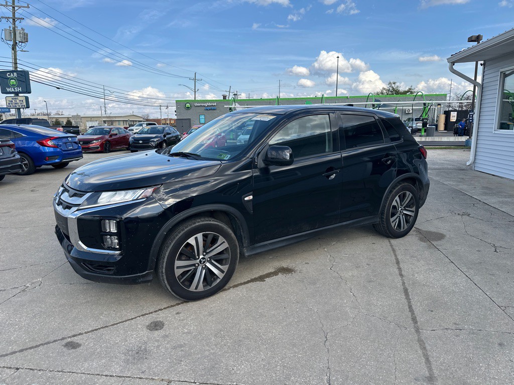 2021 Mitsubishi Outlander Image 4