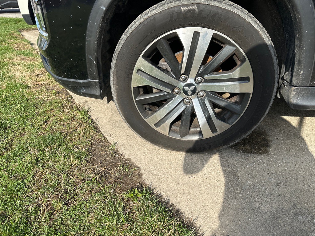 2021 Mitsubishi Outlander Image 14