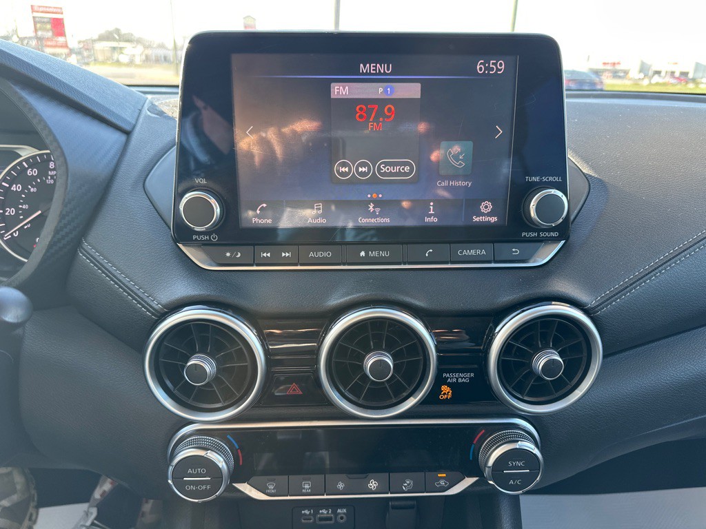 2021 Nissan Sentra Image 11