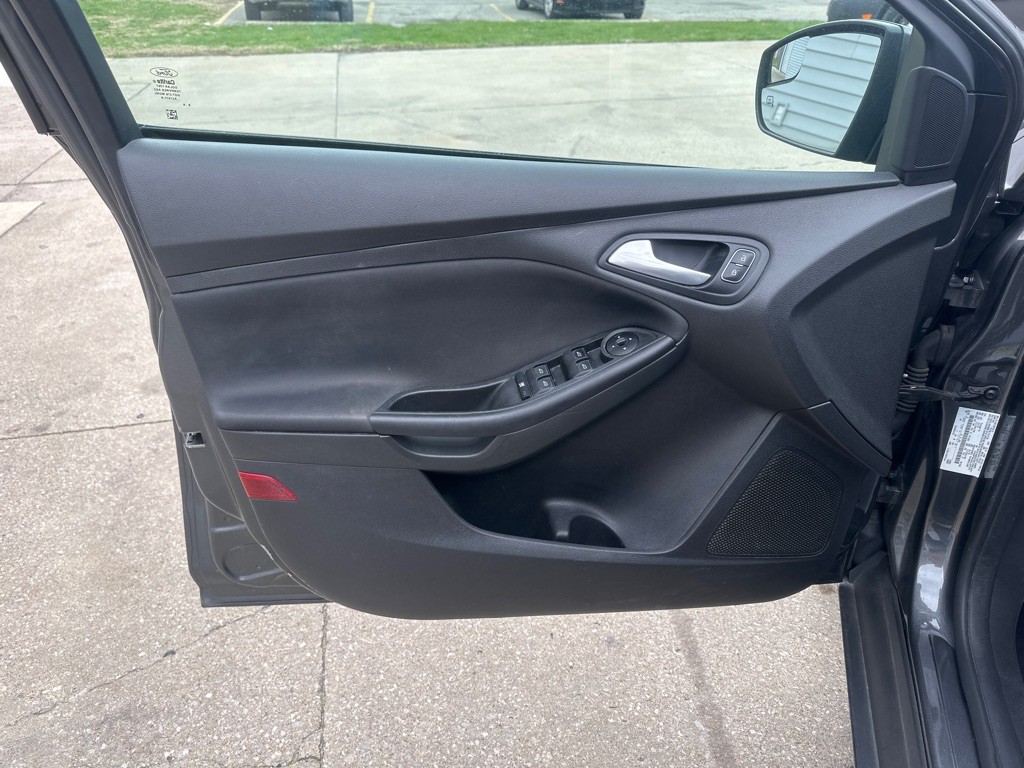 2018 Ford Focus Image 8