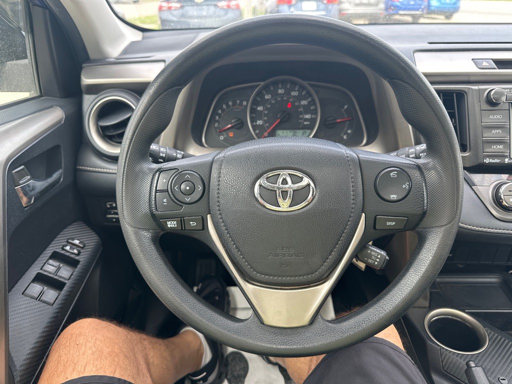2015 Toyota Rav4 Image 11
