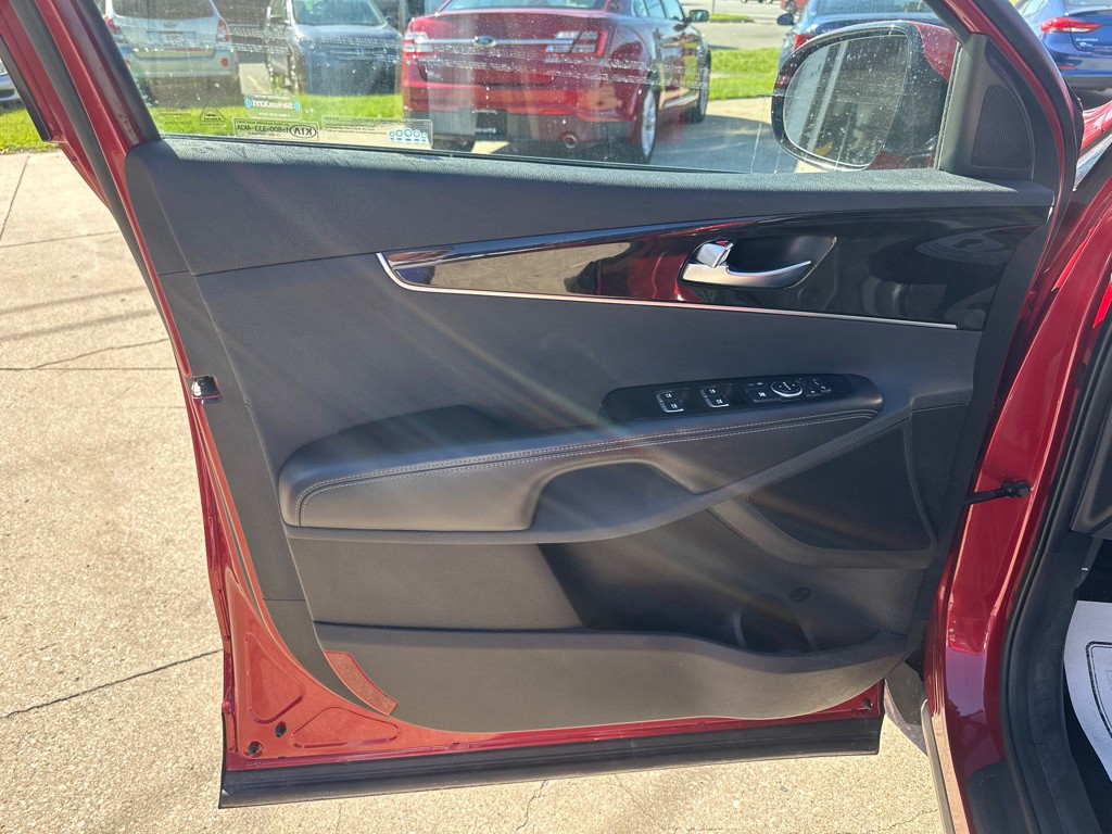 2018 Kia Sorento Image 8