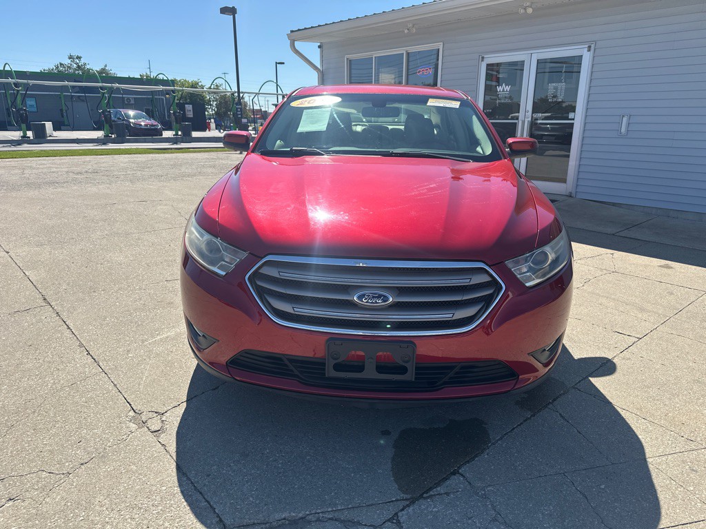 2014 Ford Taurus Image 5