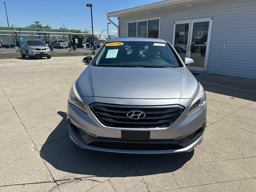 2016 Hyundai Sonata Image 5
