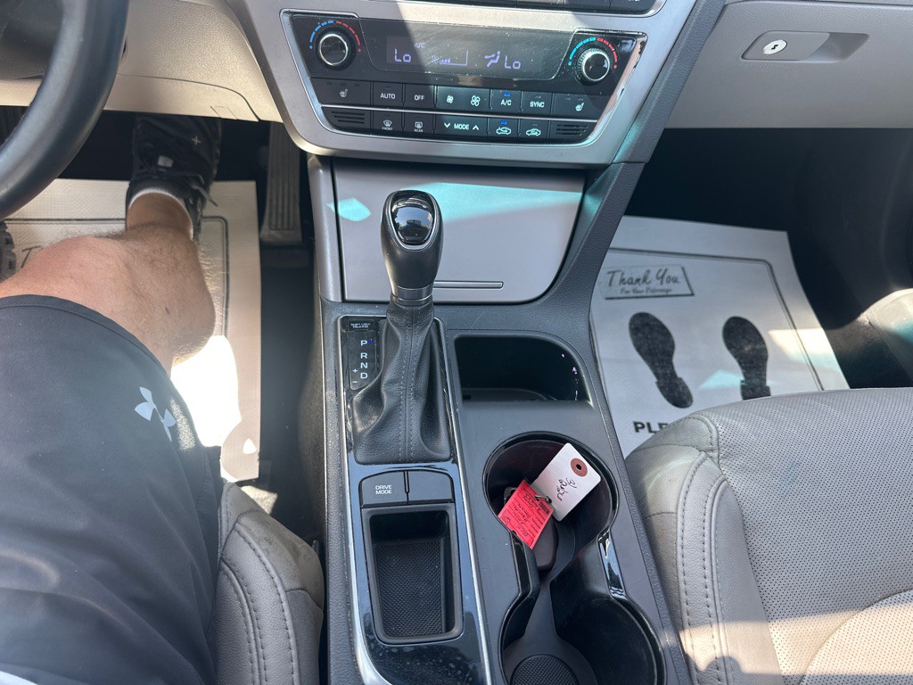 2016 Hyundai Sonata Image 13