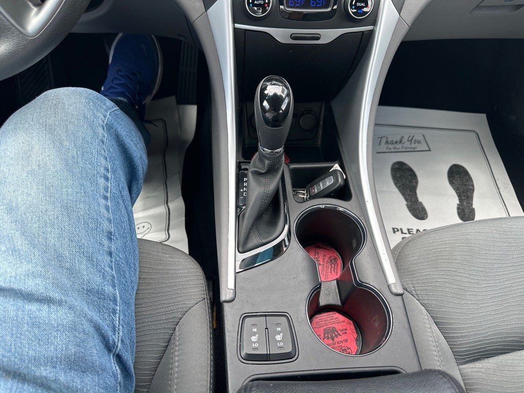 2015 Hyundai Sonata Image 12