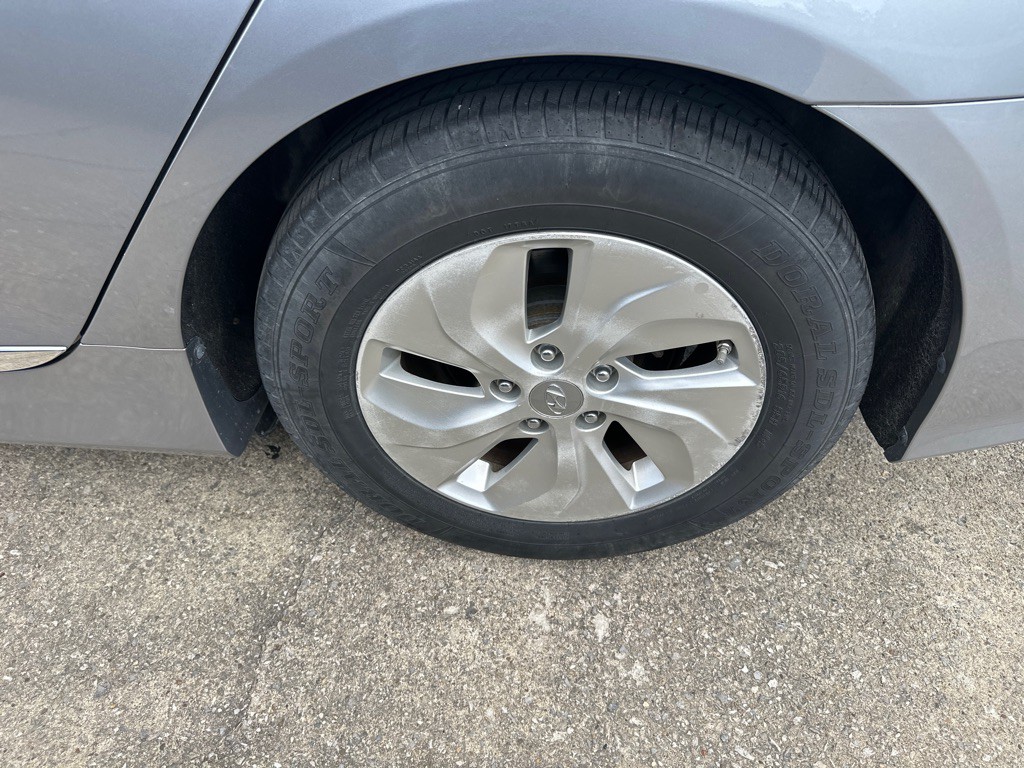 2015 Hyundai Sonata Image 14