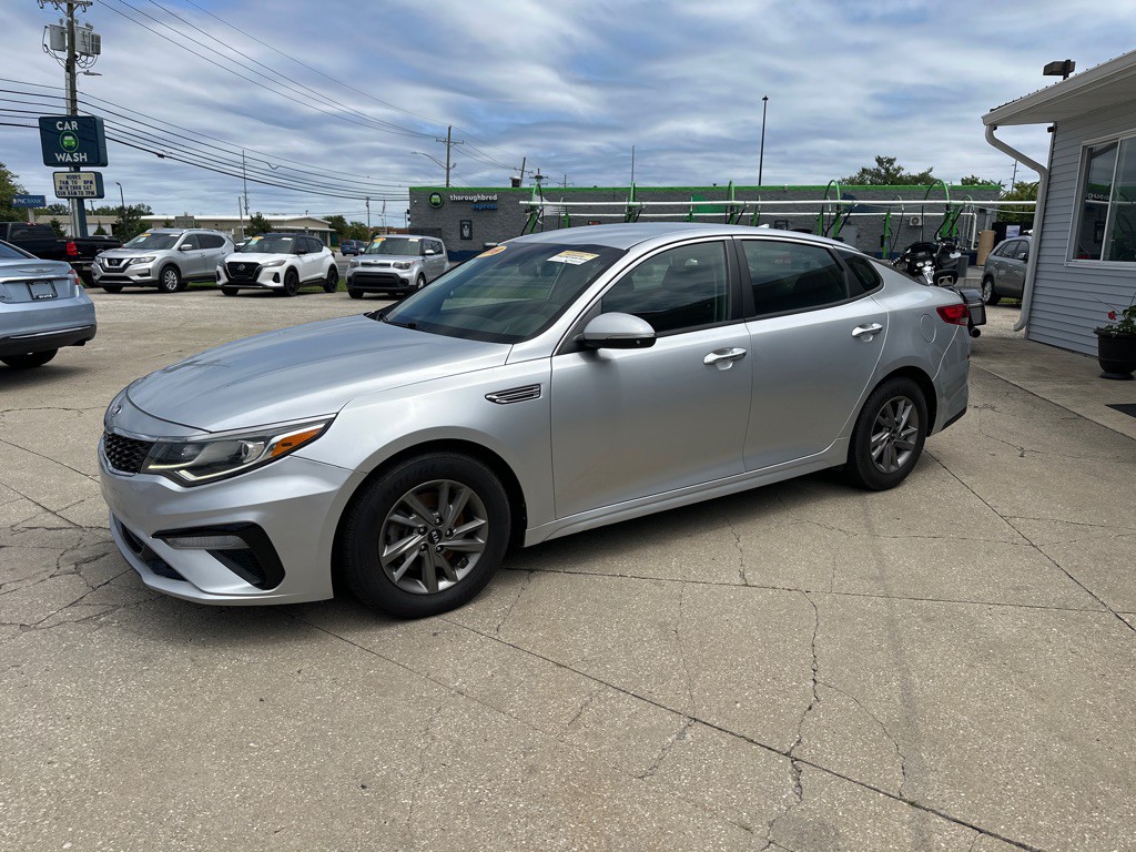 2019 Kia Optima Image 4