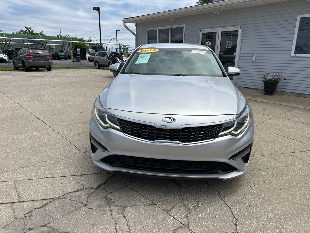 2019 Kia Optima Image 5
