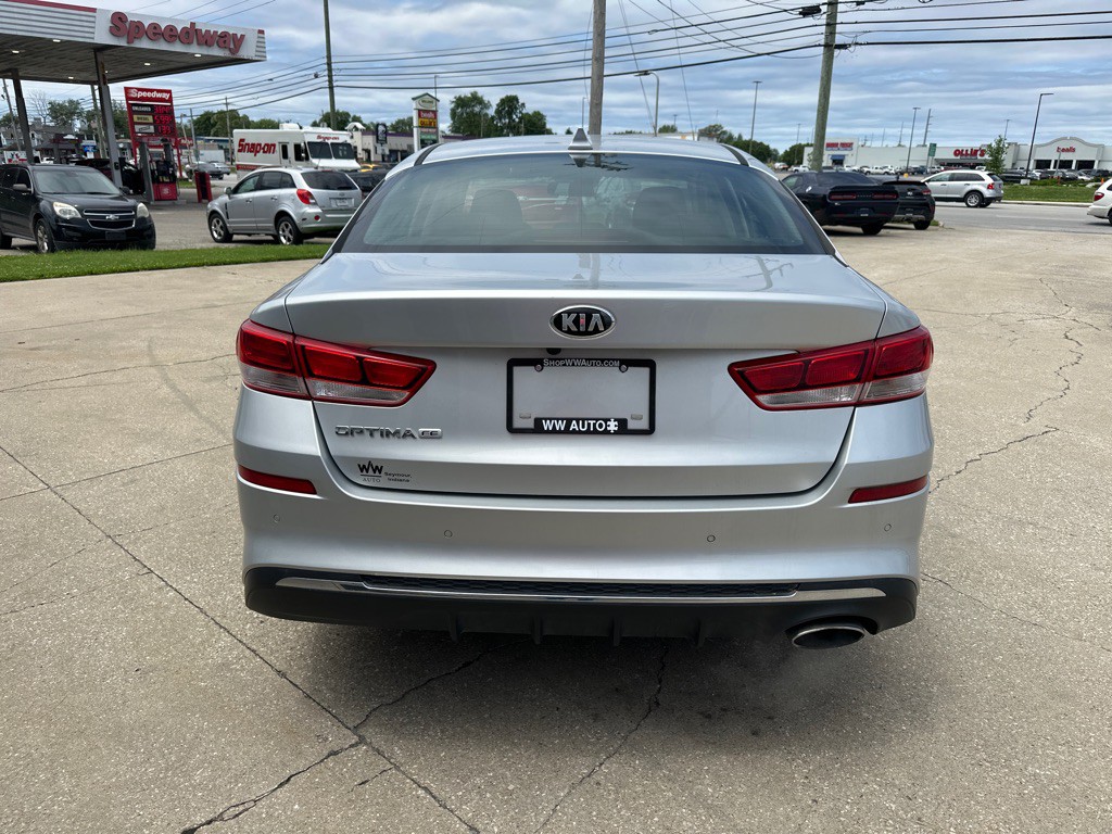 2019 Kia Optima Image 6