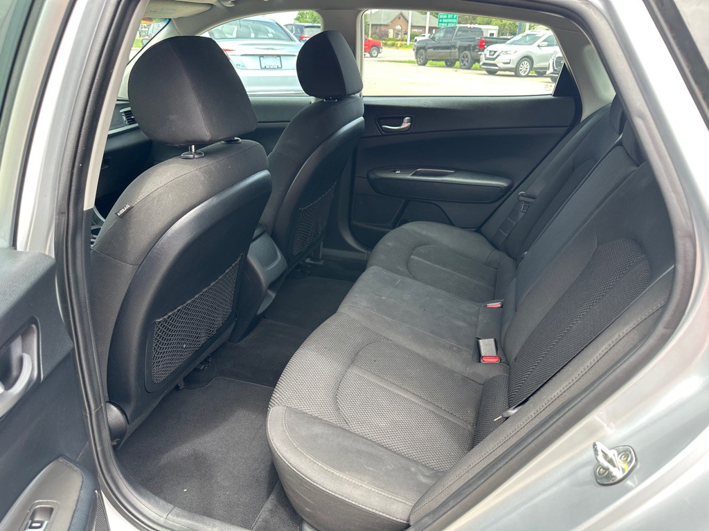2019 Kia Optima Image 7
