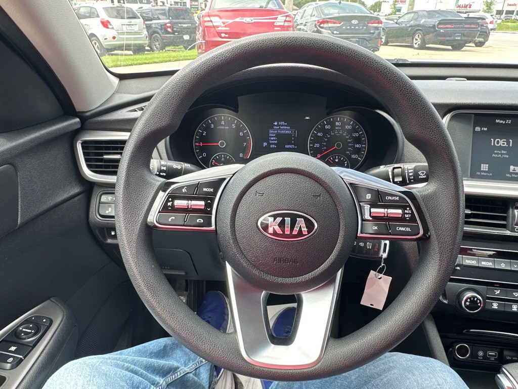 2019 Kia Optima Image 10