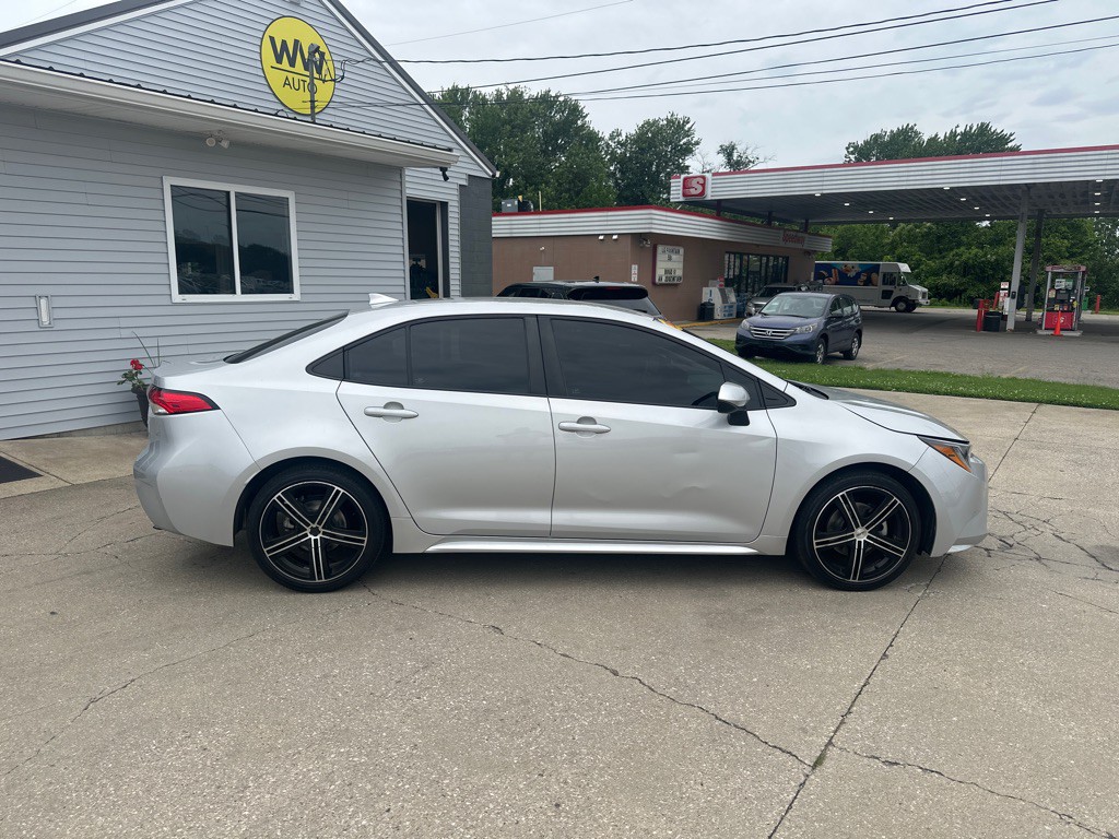 2022 Toyota Corolla Image 1