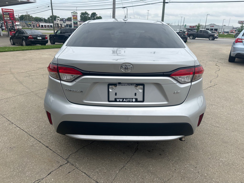 2022 Toyota Corolla Image 6