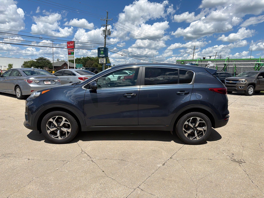 2021 Kia Sportage Image 3