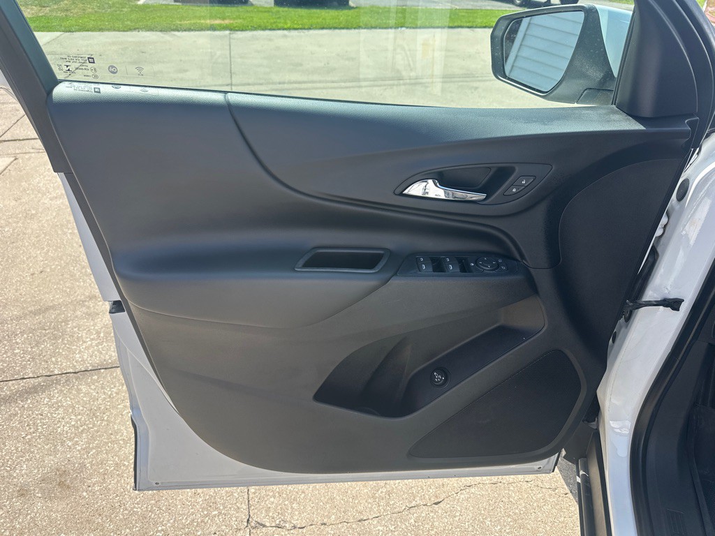 2019 Chevrolet Equinox Image 8