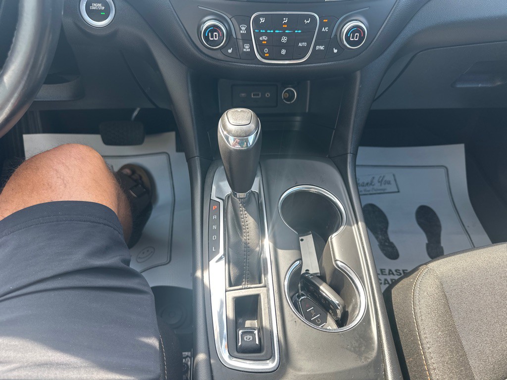 2019 Chevrolet Equinox Image 12