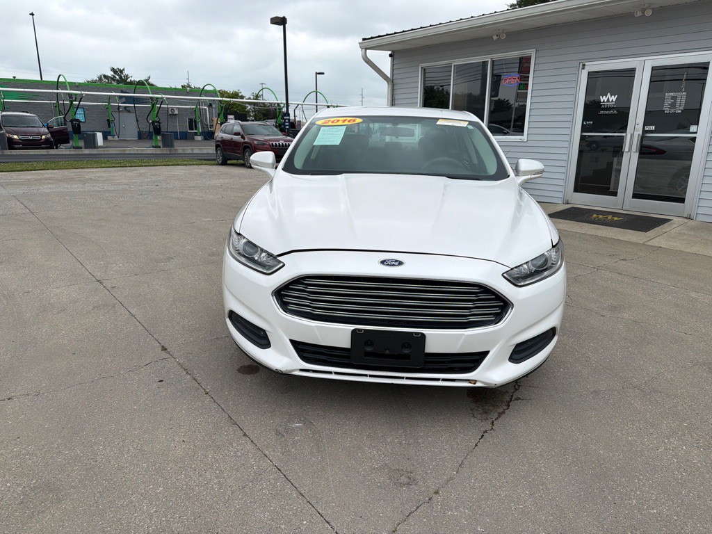 2016 Ford Fusion Image 5