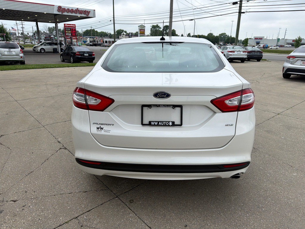 2016 Ford Fusion Image 6