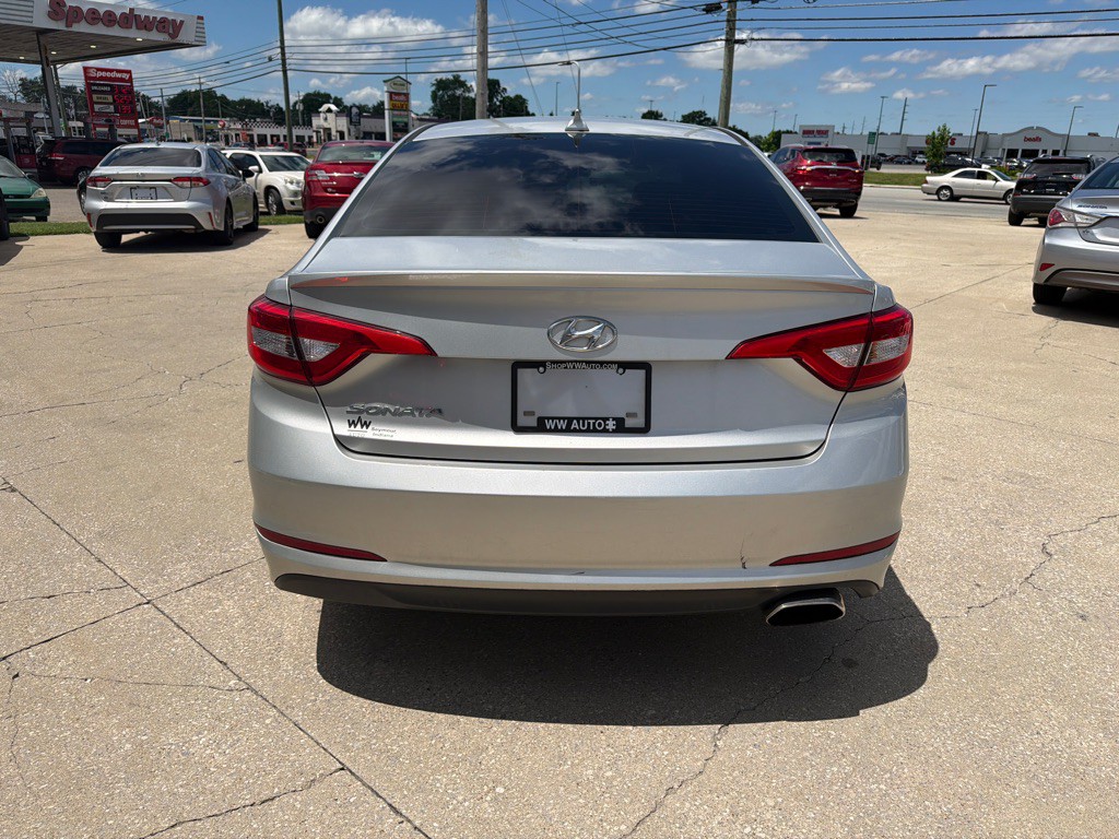 2017 Hyundai Sonata Image 6