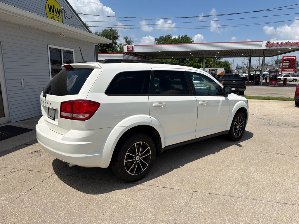 2018 Dodge Journey Image 2