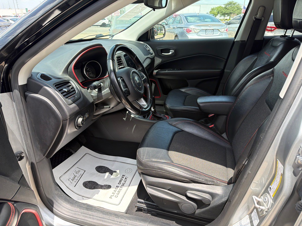 2020 Jeep Compass Image 9