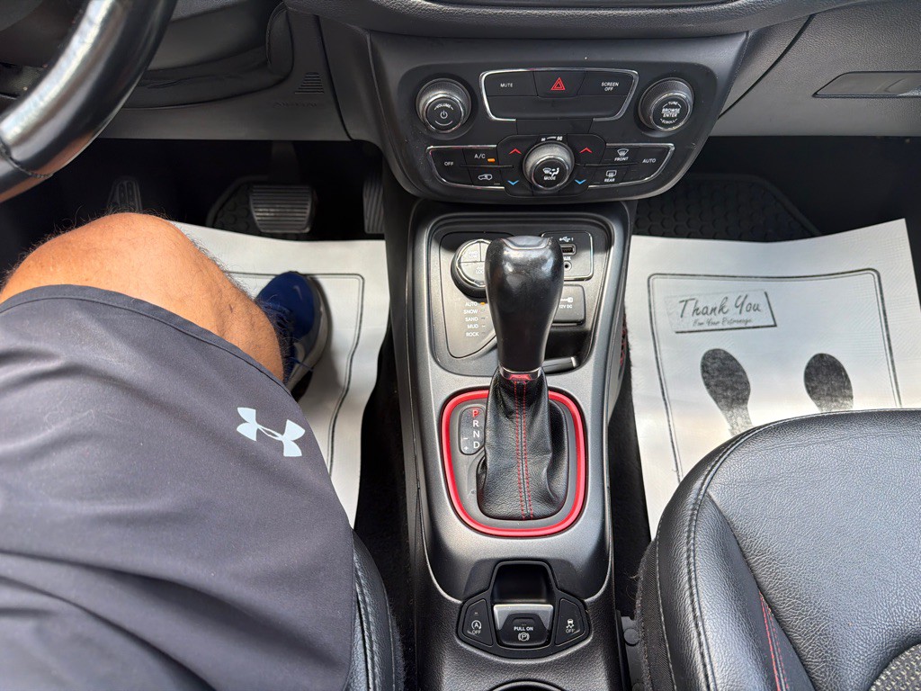 2020 Jeep Compass Image 12