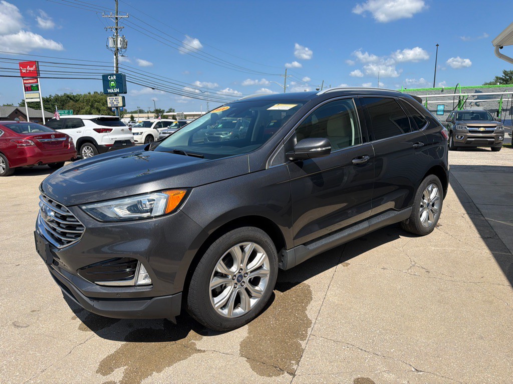 2020 Ford Edge Image 4