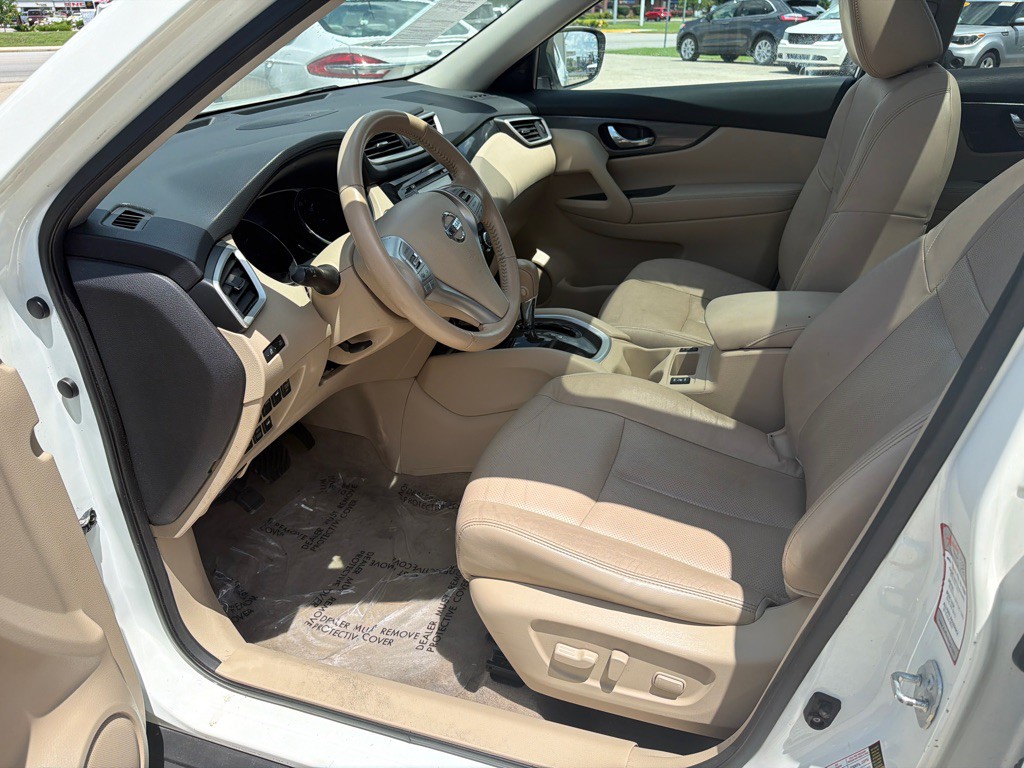 2015 Nissan Rogue Image 10