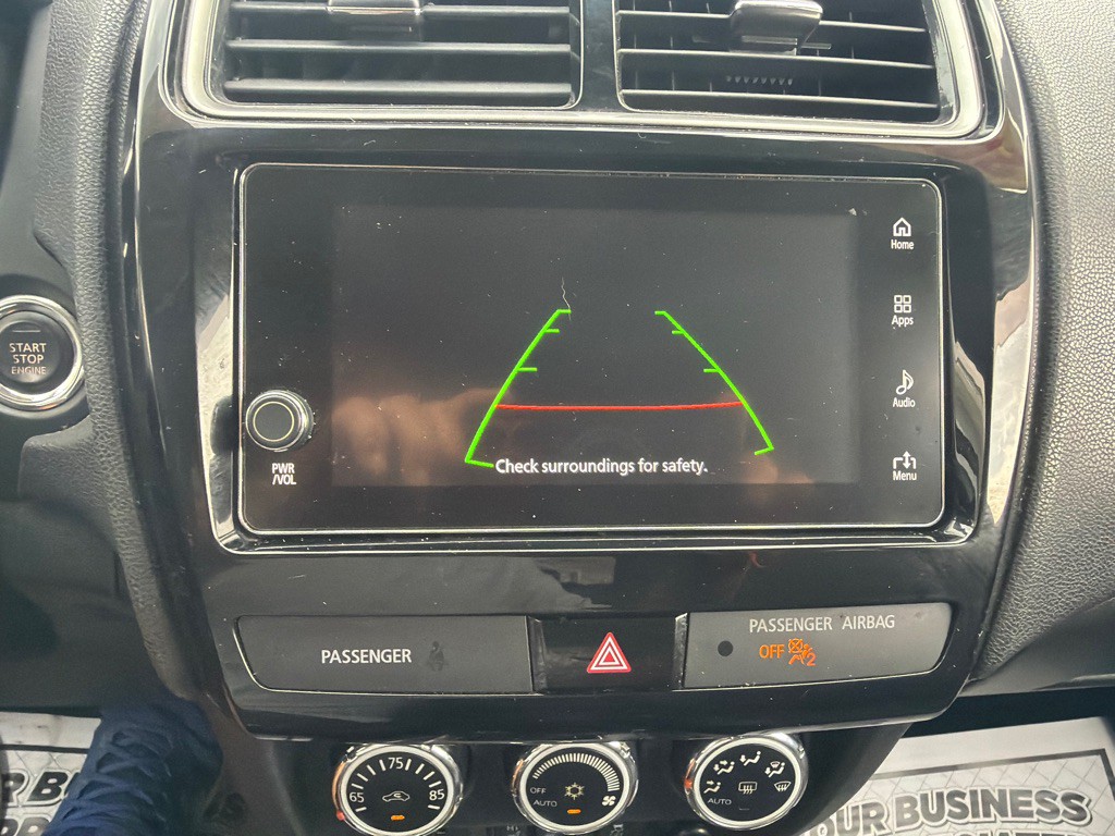 2019 Mitsubishi Outlander Image 13