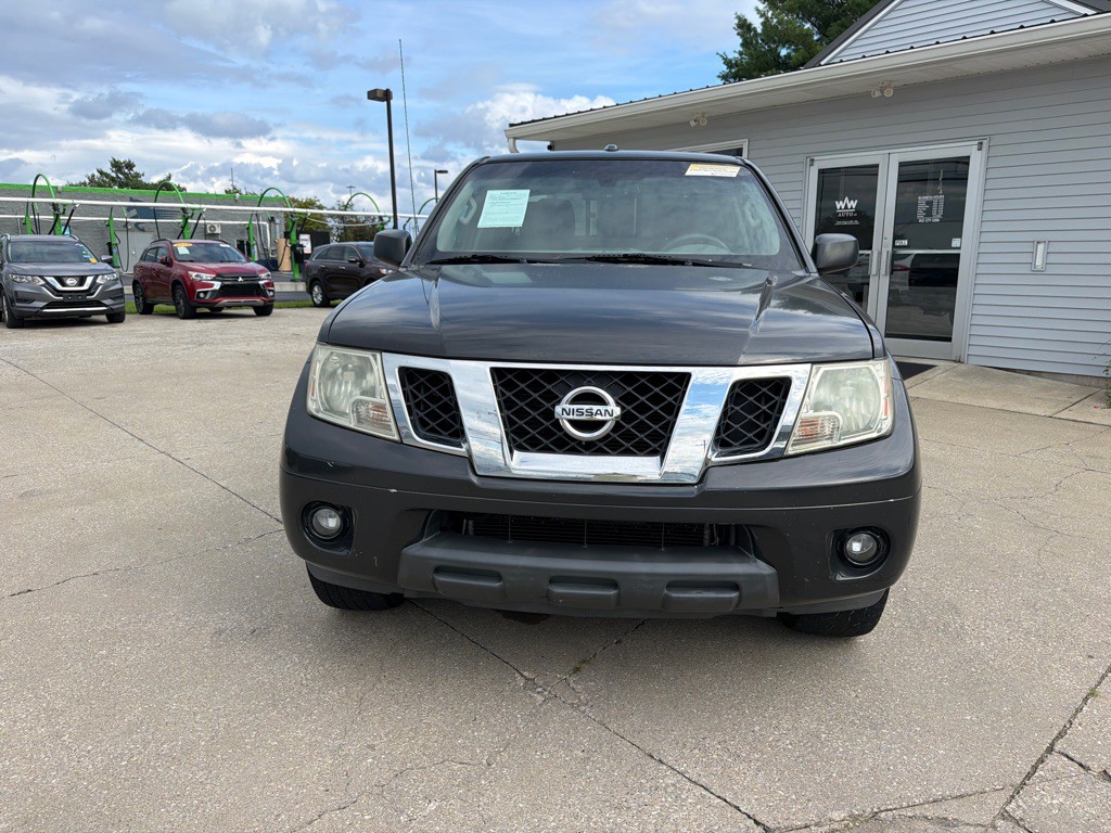 2015 Nissan Frontier Image 3