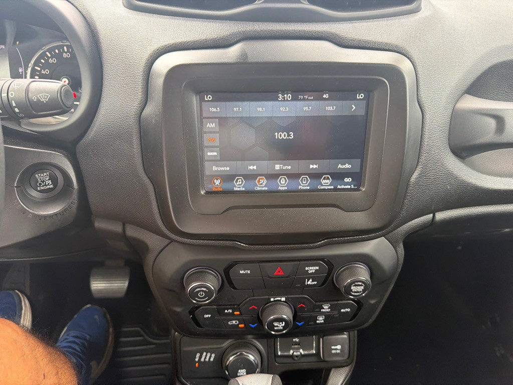 2021 Jeep Renegade Image 11