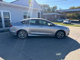 Image for 2015 Chrysler 200 S ID: 7710705