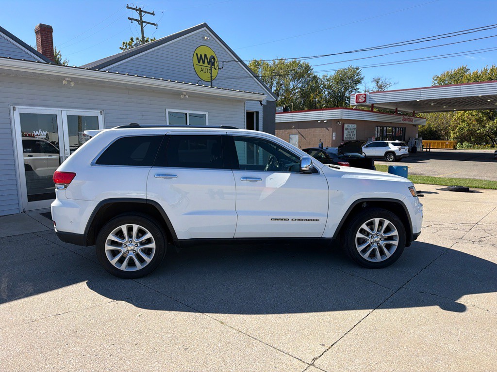 2017 Jeep Grand Cherokee Image 1