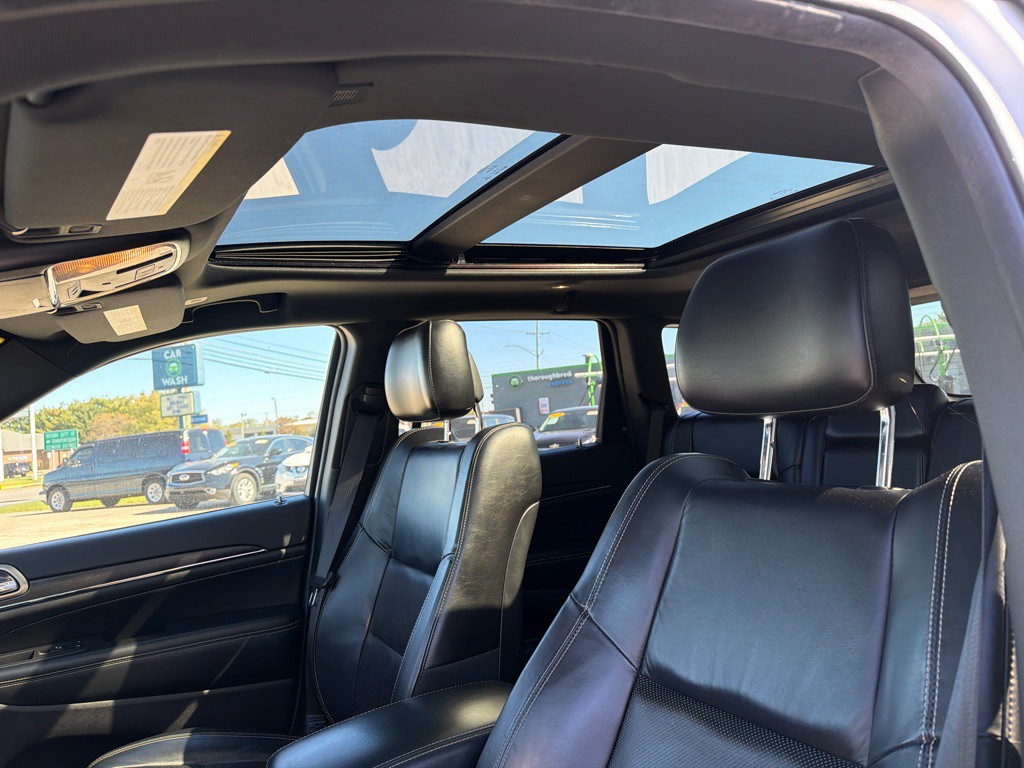 2017 Jeep Grand Cherokee Image 9