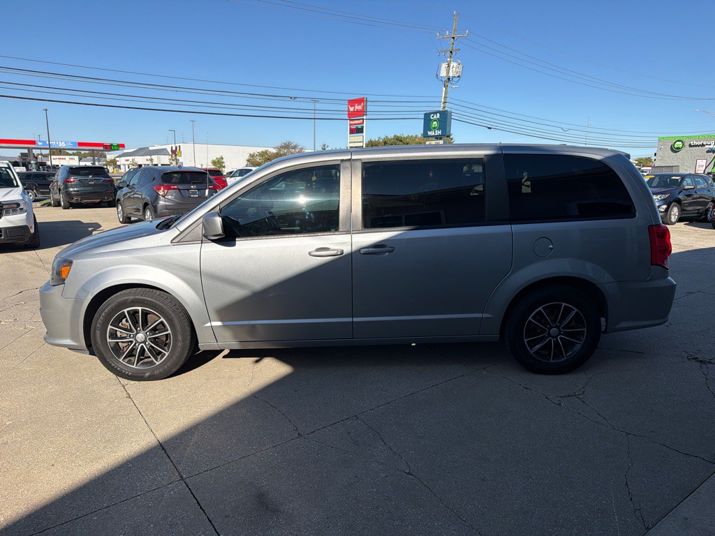 2019 Dodge Grand Caravan Image 3