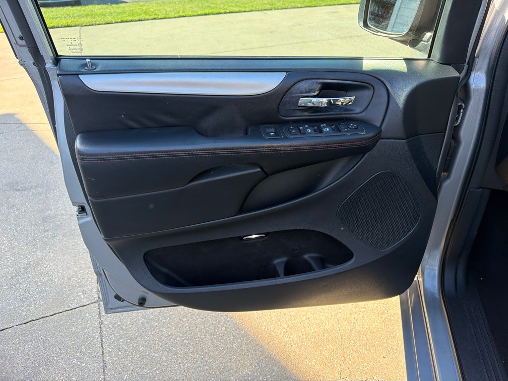 2019 Dodge Grand Caravan Image 9