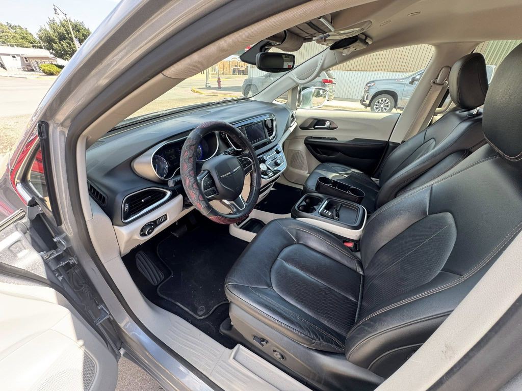 2020 Chrysler Pacifica Image 6