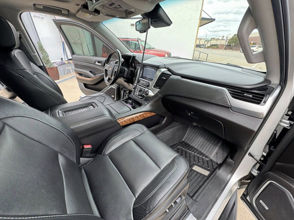 2019 Chevrolet Tahoe Image 14