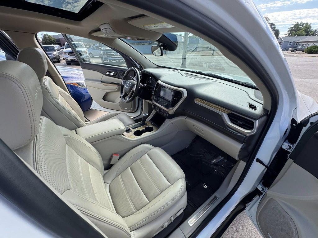 2019 GMC Acadia Image 15