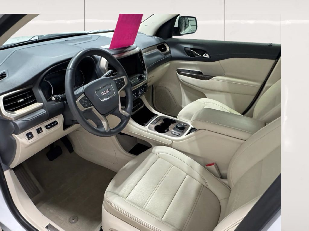 2023 GMC Acadia Image 9